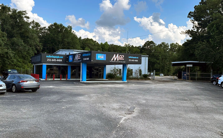 Pictures of Industrial, Retail property located at 8461 Airport Blvd, Mobile, AL 36608 for sales - image #1