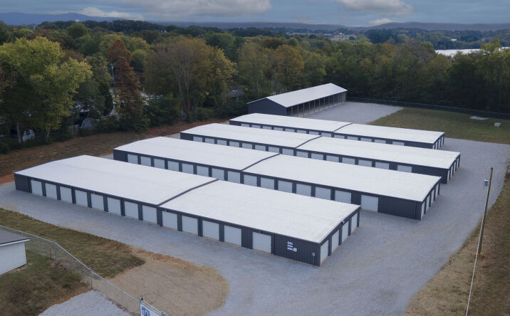 Pictures of Industrial, Self Storage property located at 912 Dinah Shore Blvd, Winchester, TN 37398 for sales - image #1