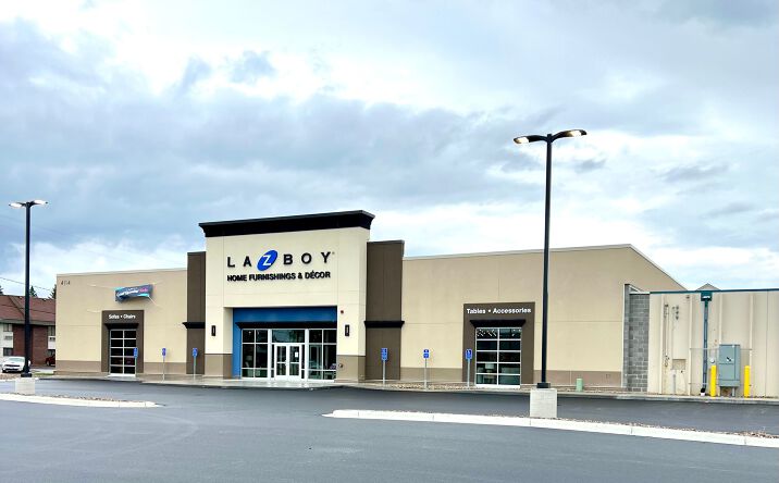 Pictures of Retail property located at 4114 Division Street, Waite Park, MN 56387 for sales - image #1