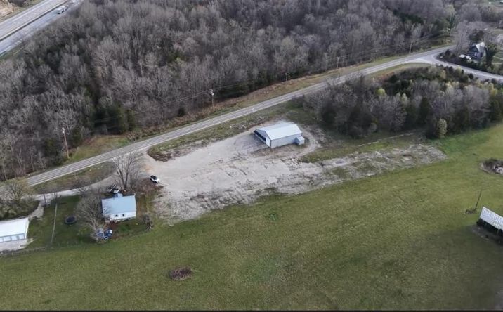 Pictures of Office property located at 23663 Louisville Rd, Park City, KY 42160 for sales - image #1