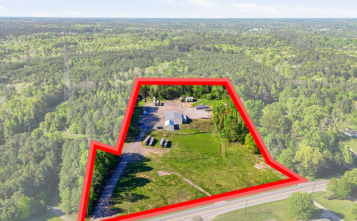Pictures of Industrial, Mixed Use property located at 2804 Alabama 69, Jasper, AL 35501 for sales - image #1