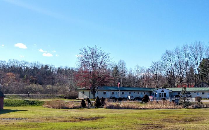 Pictures of Hospitality property located at 7 Carlton Pond Rd, Winthrop, ME 04364 for sales - image #1