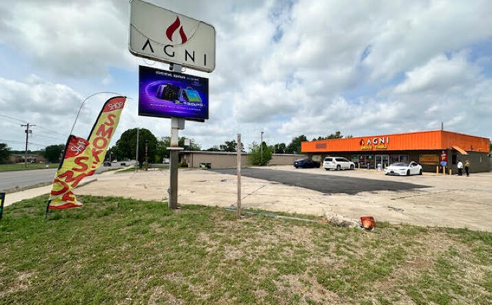 Pictures of Business for Sale, Retail property located at 8201 NW 10th St, Oklahoma City, OK 73127 for sales - image #1