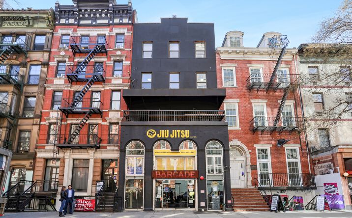 Pictures of Retail, Office, Mixed Use property located at 6 St Marks Pl, New York, NY 10003 for sales - image #1