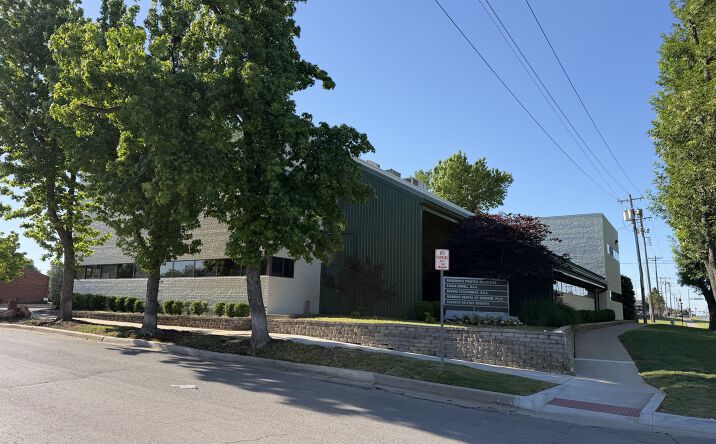 Pictures of Office property located at 707 24th Ave SW, Norman, OK 73069 for sales - image #1