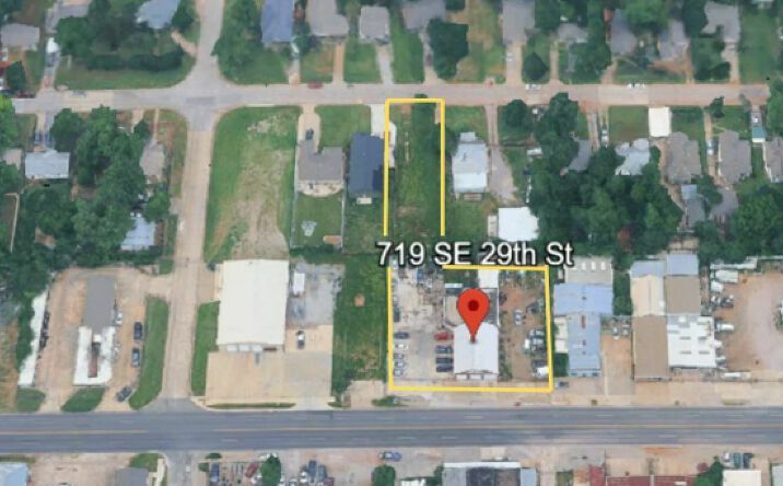 Pictures of Retail property located at 719 SE 29th St, Oklahoma City, OK 73129 for sales - image #1