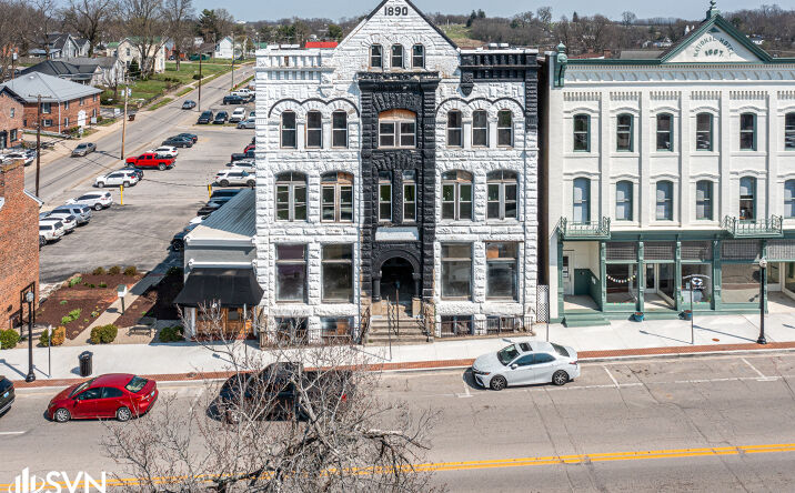 Pictures of Multifamily property located at 37 N Maysville St, Mount Sterling, KY 40353 for sales - image #1
