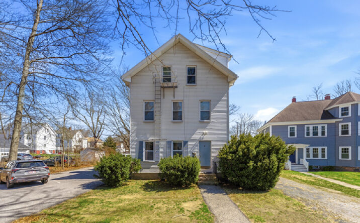 Pictures of Multifamily property located at 5 Oak St, Middleborough, MA 02346 for sales - image #1