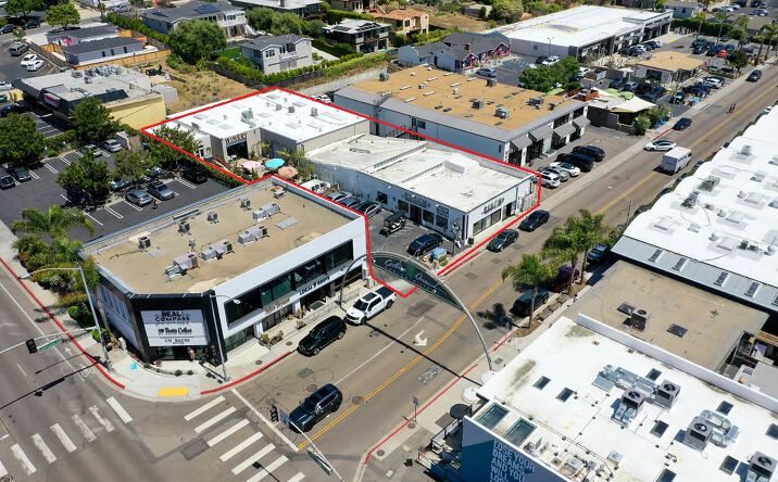 Pictures of Retail property located at 118 S Cedros Ave, Solana Beach, CA 92075 for sales - image #1