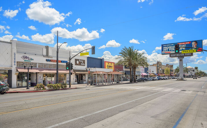 Pictures of Business for Sale property located at 7028 Pacific Blvd, Huntington Park, CA 90255 for sales - image #1