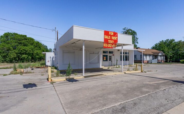 600 S WW White Rd, San Antonio