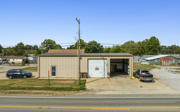 Pictures of Office, Special Purpose property located at 409 South Illinois Avenue, Harrisburg, AR 72432 for sales - image #1