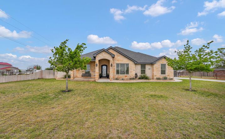 1400 S County Road 1120, Midland