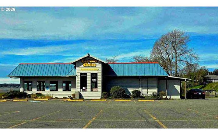 Pictures of Retail property located at 1210 Virginia Ave, North Bend, OR 97459 for sales - image #1