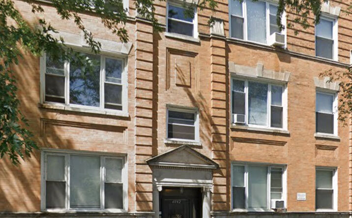 Pictures of Multifamily property located at 4040 S Calumet Avenue, Chicago, IL 60653 for sales - image #1