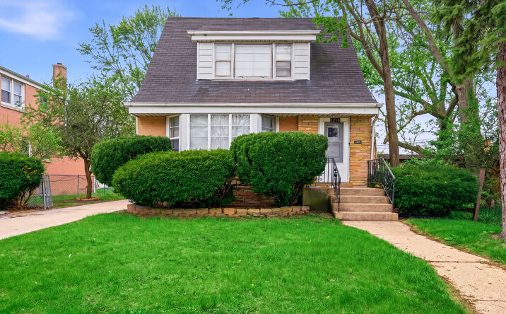 Pictures of Multifamily property located at 1216 N Northwest Highway, Park Ridge, IL 60068 for sales - image #1