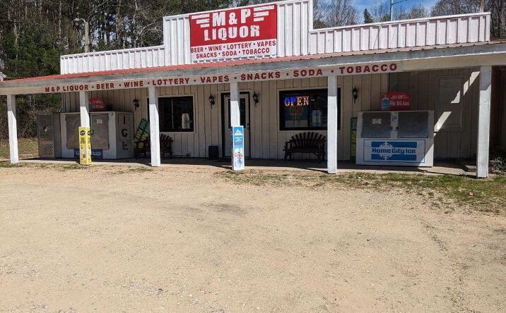 Pictures of Retail property located at 1750 N Littlefield Road, Weidman, MI 48893 for sales - image #1