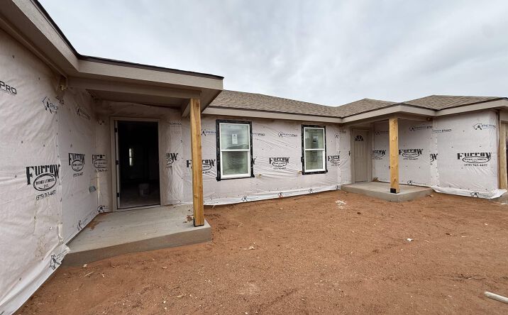 Pictures of Multifamily property located at 1325 Mission Drive, Clovis, NM 88101 for sales - image #1