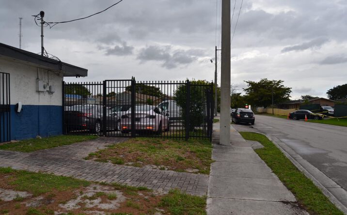 Pictures of Business for Sale, Retail property located at 2401 NW 19th Street, Fort Lauderdale, FL 33311 for sales - image #1