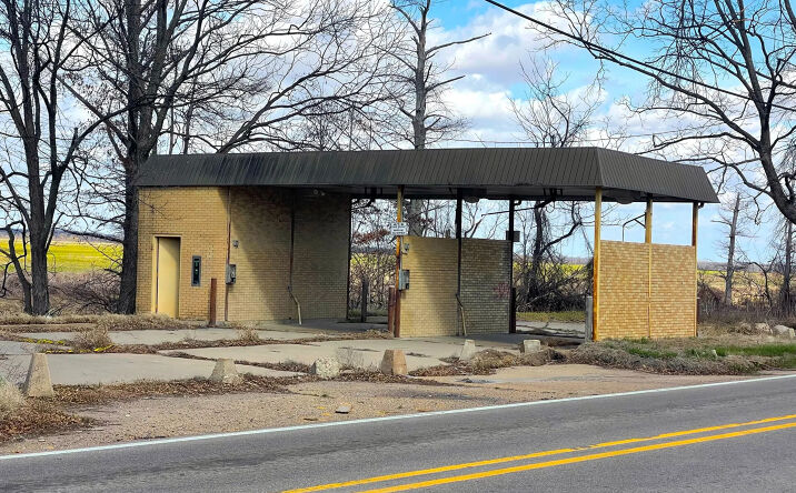 Pictures of Retail property located at Front Street Shaw, Shaw, MS 38773 for sales - image #1