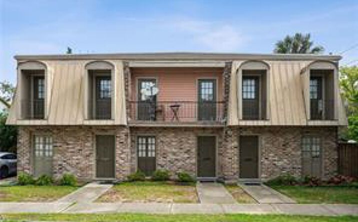 Pictures of Multifamily property located at 7101-7015 Maple Street, New Orleans, LA 70118 for sales - image #1