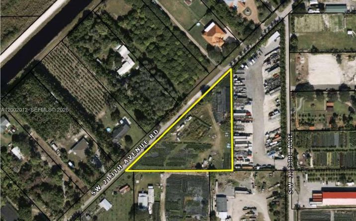 Pictures of Land property located at 213xx SW 213 Ave Road, Unincorporated Dade County, FL 33187 for sales - image #1