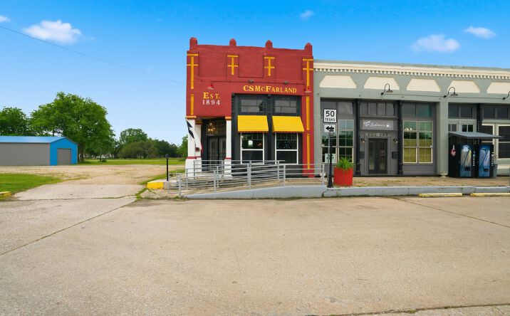 Pictures of Retail, Office property located at 2 S Side Plaza, Ladonia, TX 75449 for sales - image #1