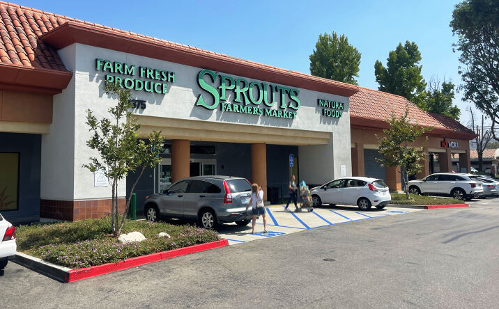 Pictures of Retail property located at 1375 Foothill Blvd, La Verne, CA 91750 for sales - image #1