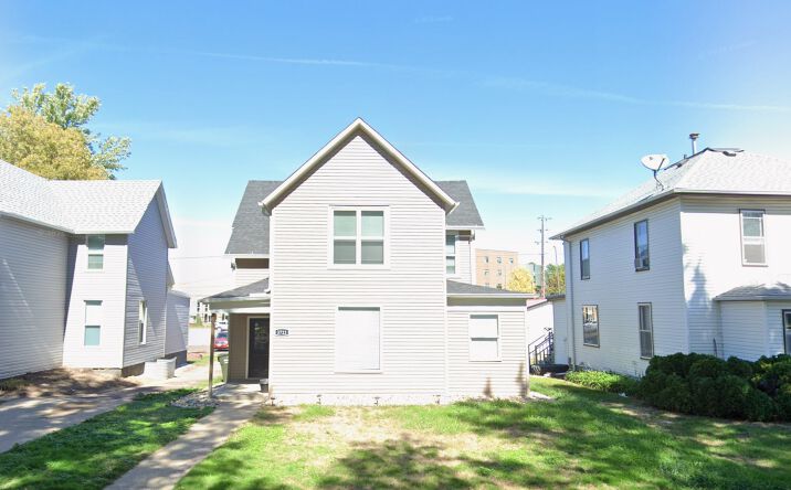 Pictures of Multifamily property located at 3721 Orleans Ave, Sioux City, IA 51106 for sales - image #1
