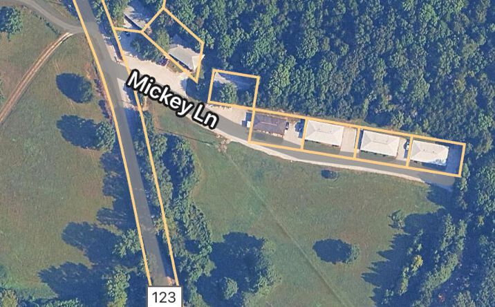Pictures of Multifamily property located at 100 Mickey Ln, Tupelo, MS 38826 for sales - image #1
