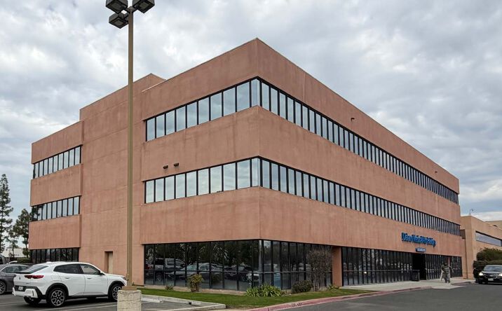 1205 Garces Highway, Delano