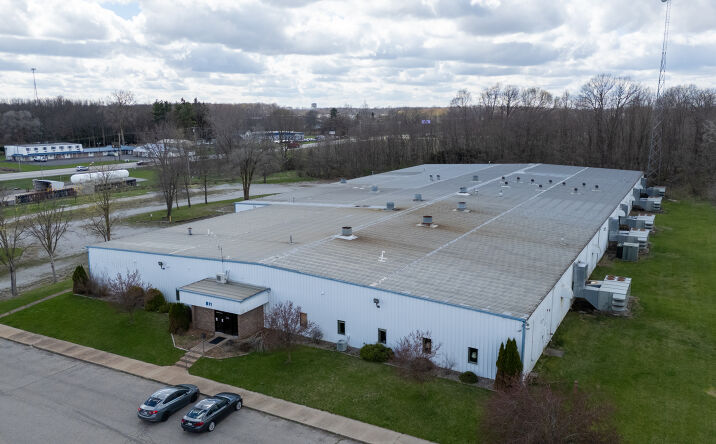 811 Commerce Dr, Kendallville
