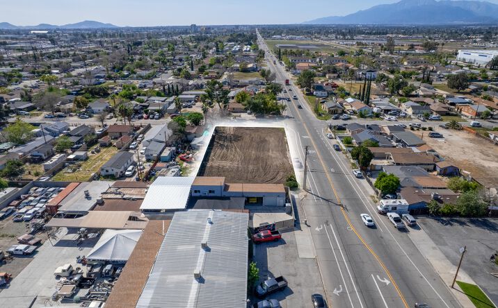 Pictures of Land property located at 24811 5th St, San Bernardino, CA 92410 for sales - image #1