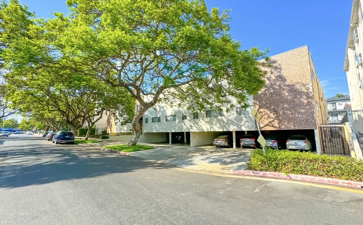 Pictures of Multifamily property located at 1830 Greenfield Ave, Los Angeles, CA 90025 for sales - image #1