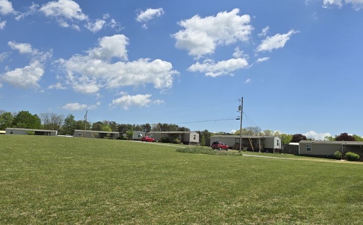 Pictures of Multifamily, Mobile Home Park property located at 13 Evergreen Circle, Dunlap, TN 37327 for sales - image #1