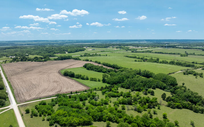 Pictures of Land property located at Flint Rock Rd, Wamego, KS 66547 for sales - image #1