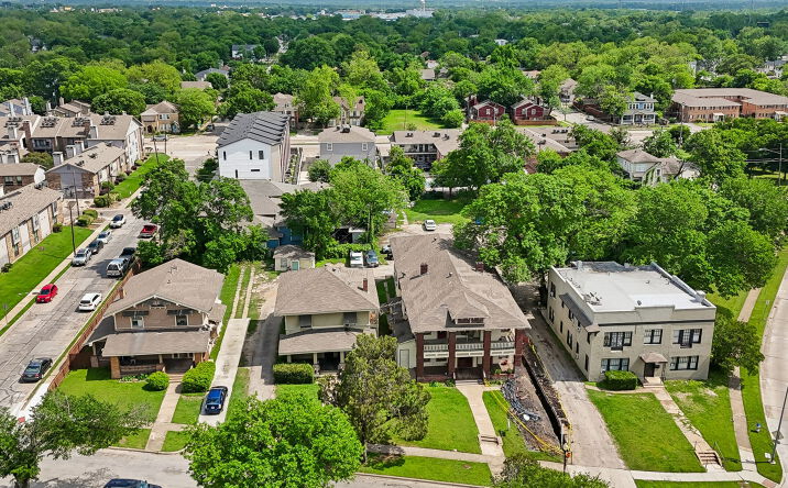 Pictures of Multifamily property located at 5200 Reiger Ave, Dallas, TX 75214, 5204 Reiger Avenue, Dallas, TX 75214, 5206 Reiger Avenue, Dallas, TX 75214, 5210 Reiger Avenue, Dallas, TX 75214 for sales - image #1