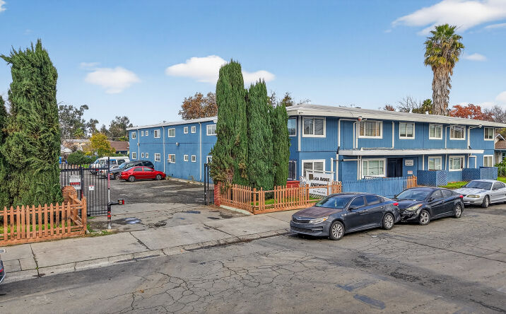 Pictures of Multifamily property located at 701 Plaza Ave, Sacramento, CA 95815 for sales - image #1