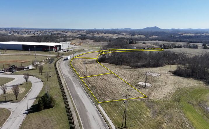 Pictures of Land property located at Farristown Industrial Road, Berea, KY 40403 for sales - image #1
