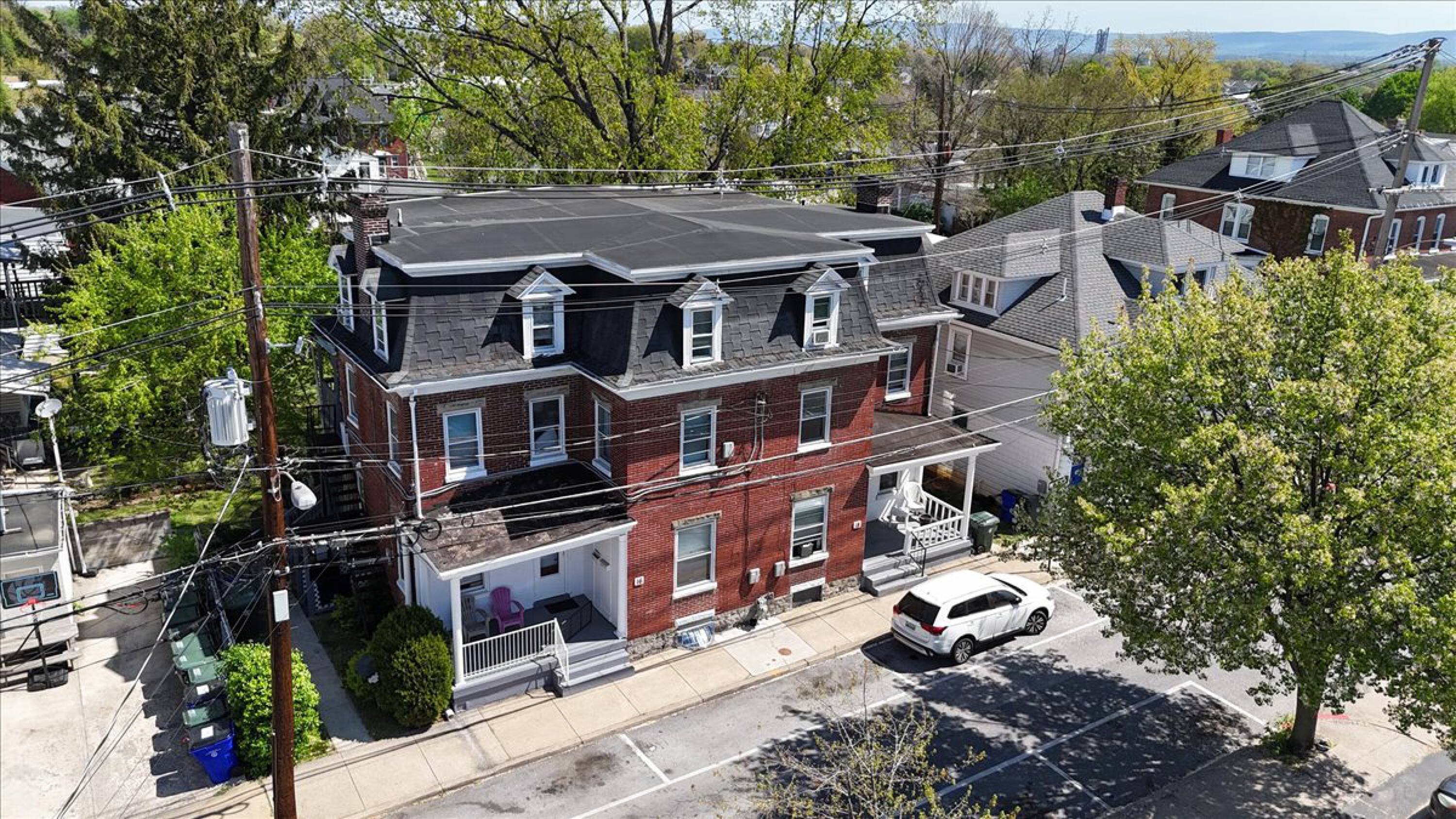 16 Wayside Ave