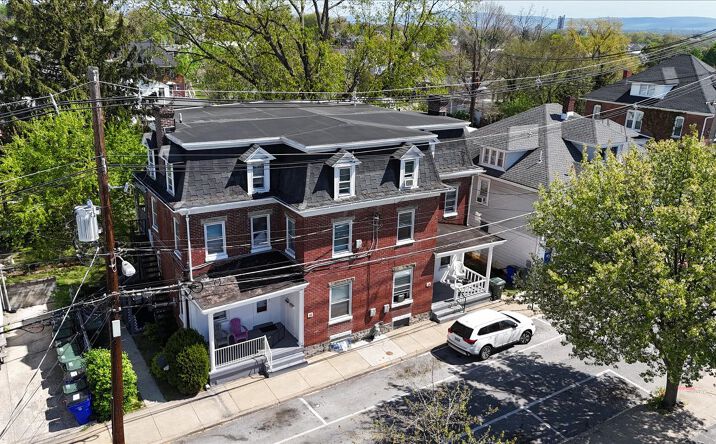 Pictures of Multifamily property located at 16 Wayside Avenue, Hagerstown, MD 21740 for sales - image #1