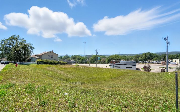 Pictures of Retail, Land property located at 3429 West Rapid Street, Rapid City, SD 57702 for sales - image #1