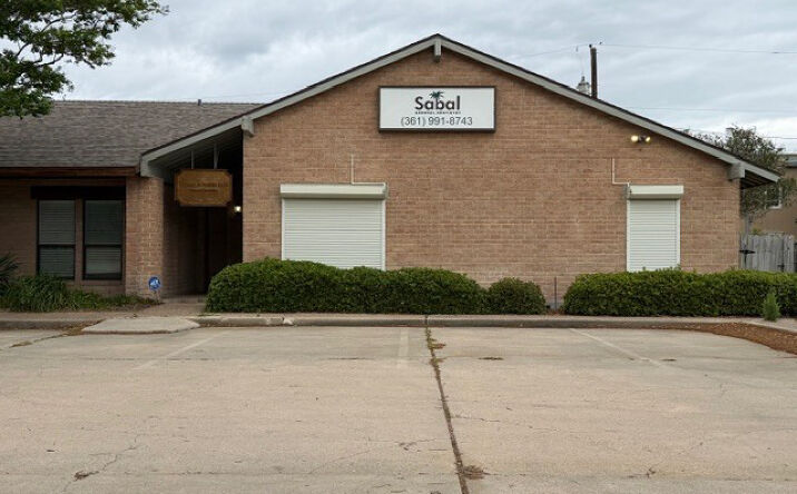 Pictures of Office property located at 5426 Holly Road, Unit #4, Corpus Christi, TX 78411 for sales - image #1