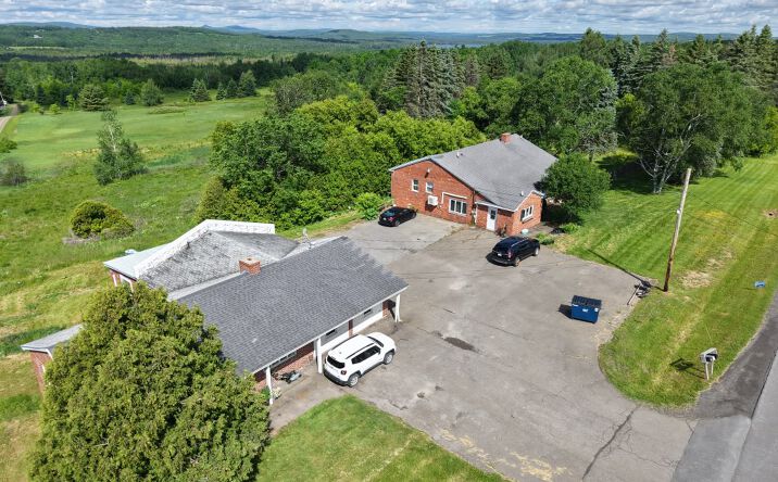 Pictures of Multifamily property located at 217 HOULTON RD PRESQUE ISLE ME 04769-5314, PRESQUE ISLE, ME 04769-5314 for sales - image #1