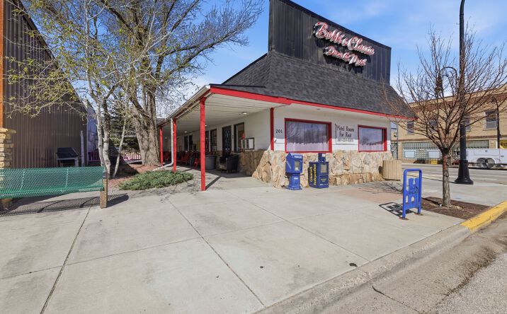 Pictures of Retail, Hospitality property located at 403 West Birch Street, Glenrock, WY 82637 for sales - image #1