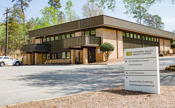 Pictures of Office property located at 3511 Graystone Pl SE, Conover, NC 28613 for sales - image #1