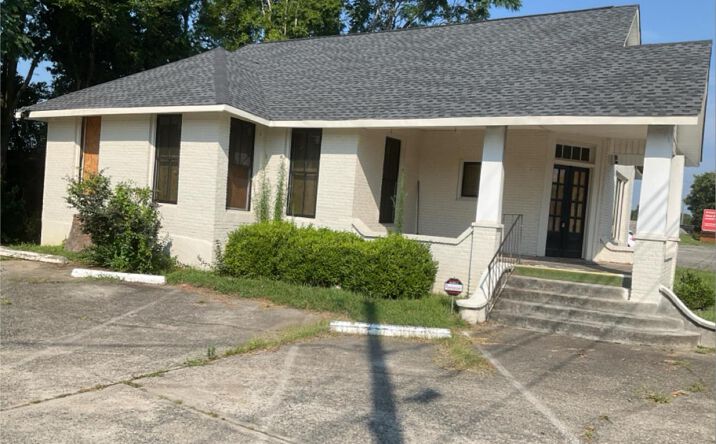 Pictures of Retail property located at 2968 Vineville Avenue, Macon, GA 31204 for sales - image #1