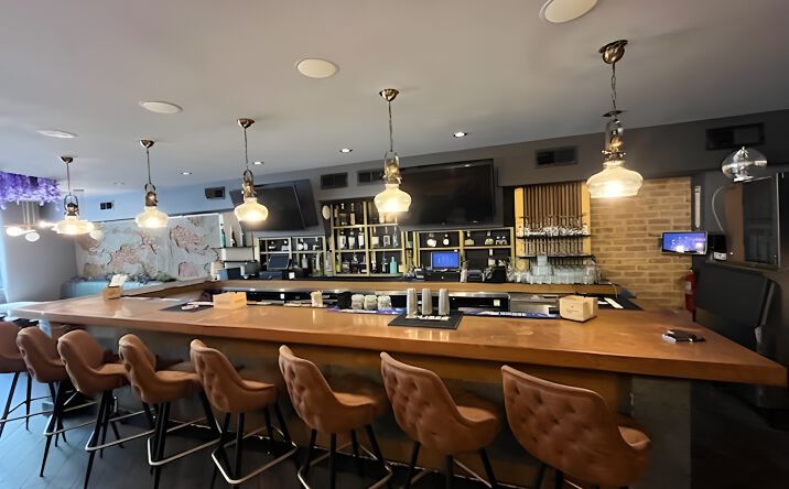Pictures of Retail, Hospitality property located at 12 W Peachtree Pl NW, Atlanta, GA 30308 for sales - image #1