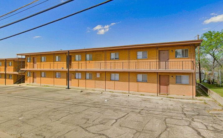 Pictures of Multifamily property located at 805-807 W Hallmark Ave, Killeen, TX 76541 for sales - image #1