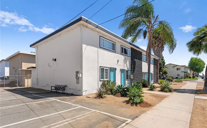 Pictures of Multifamily property located at 595 7th, Imperial Beach, CA 91932 for sales - image #1
